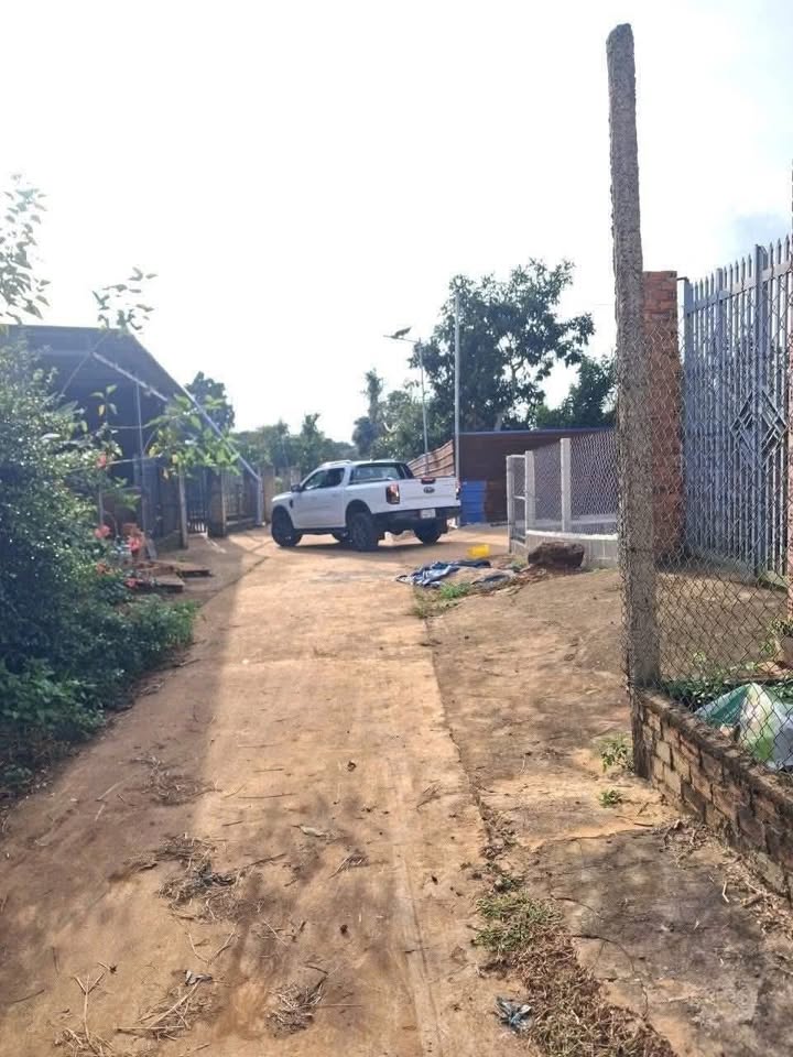 Đất nền Trần Nhật Duật, Buôn Ma Thuột 250m² giá 950 triệu - Nở hậu 8m thuận lợi!