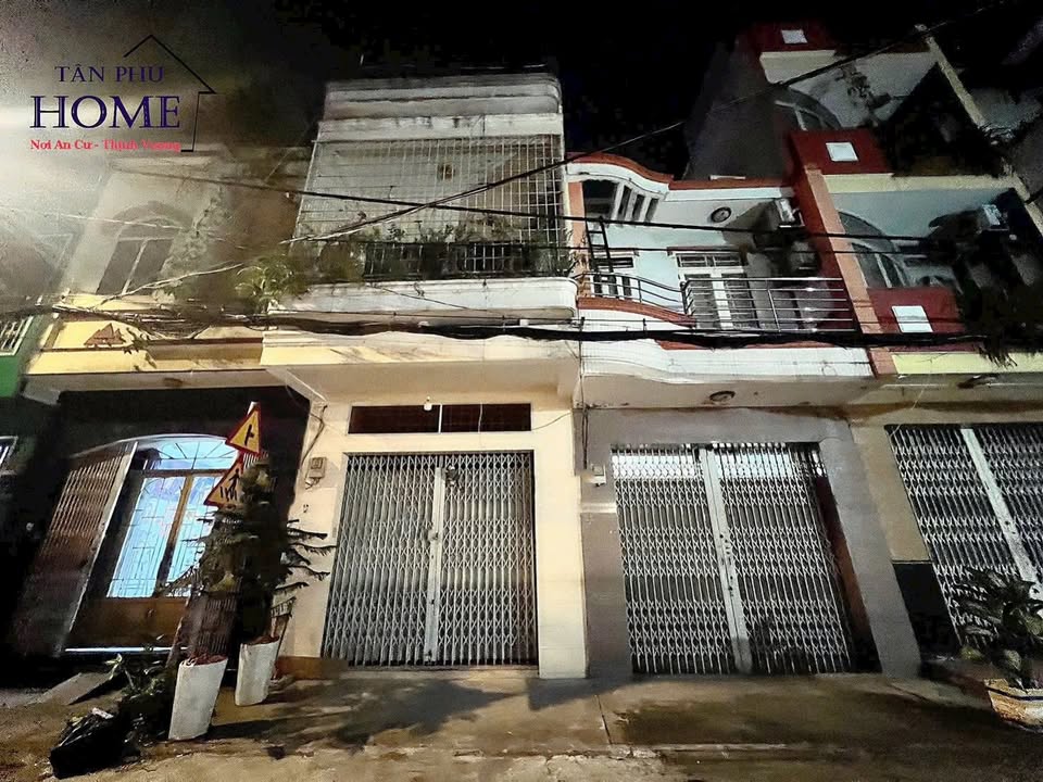 Nhà mặt tiền cho thuê tại Tân Sơn Nhì, 68m² giá 14 triệu - Kinh doanh thuận lợi!