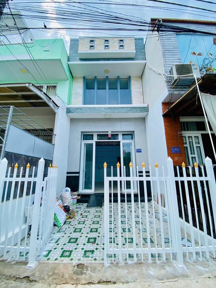 Nhà bán tại Phạm Cự Lượng, Long Xuyên 92m² giá 2 tỷ - Ô tô vào tận nhà!