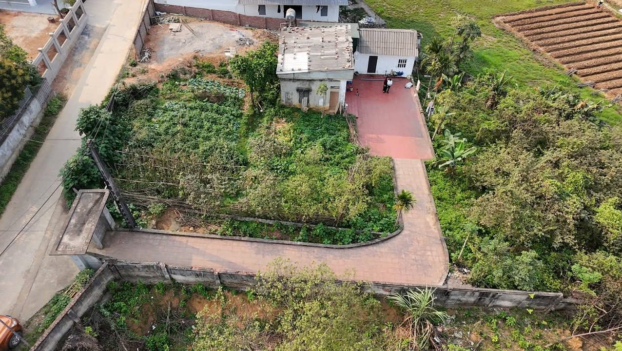 Đất nền Khu Công Nghiệp Hòa Sơn 700m² giá chỉ vài triệu/m² - Đầu tư sinh lời lý tưởng!