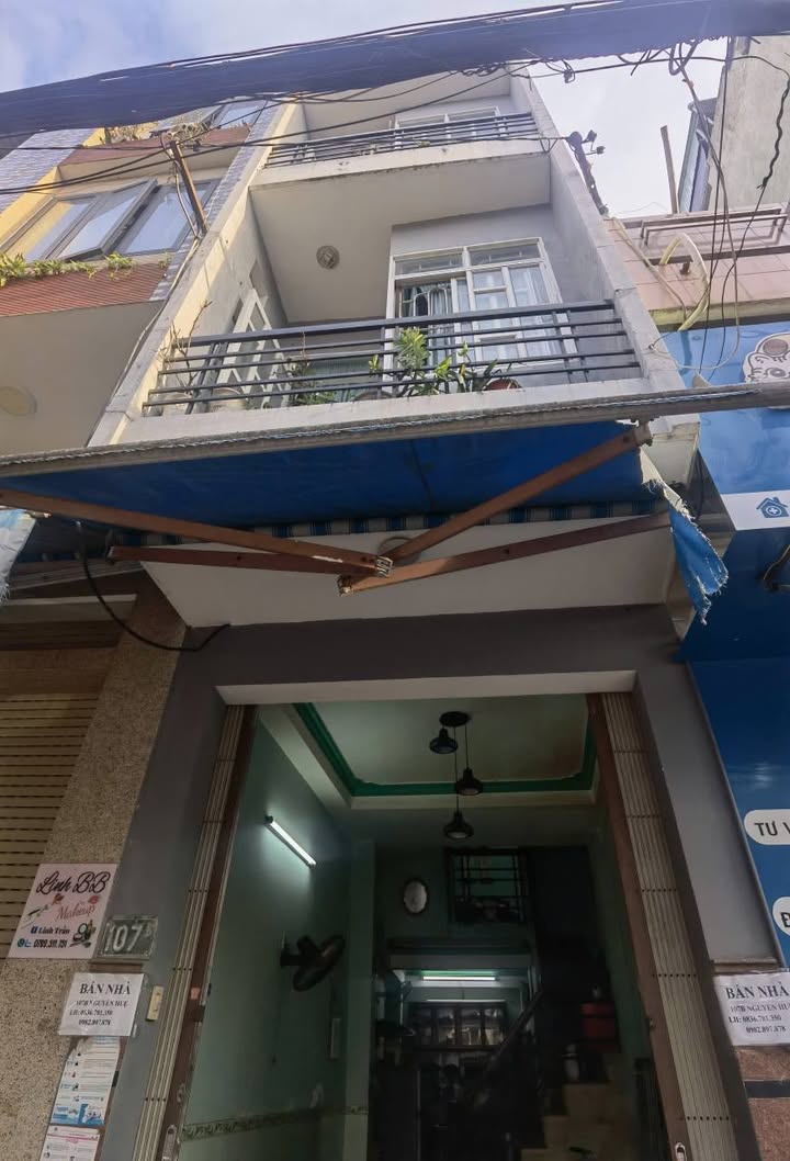 Nhà phố mặt tiền đường Nguyễn Huệ, TP. Quy Nhơn 27m² giá 5 tỷ - Đầu tư sinh lời ngay!