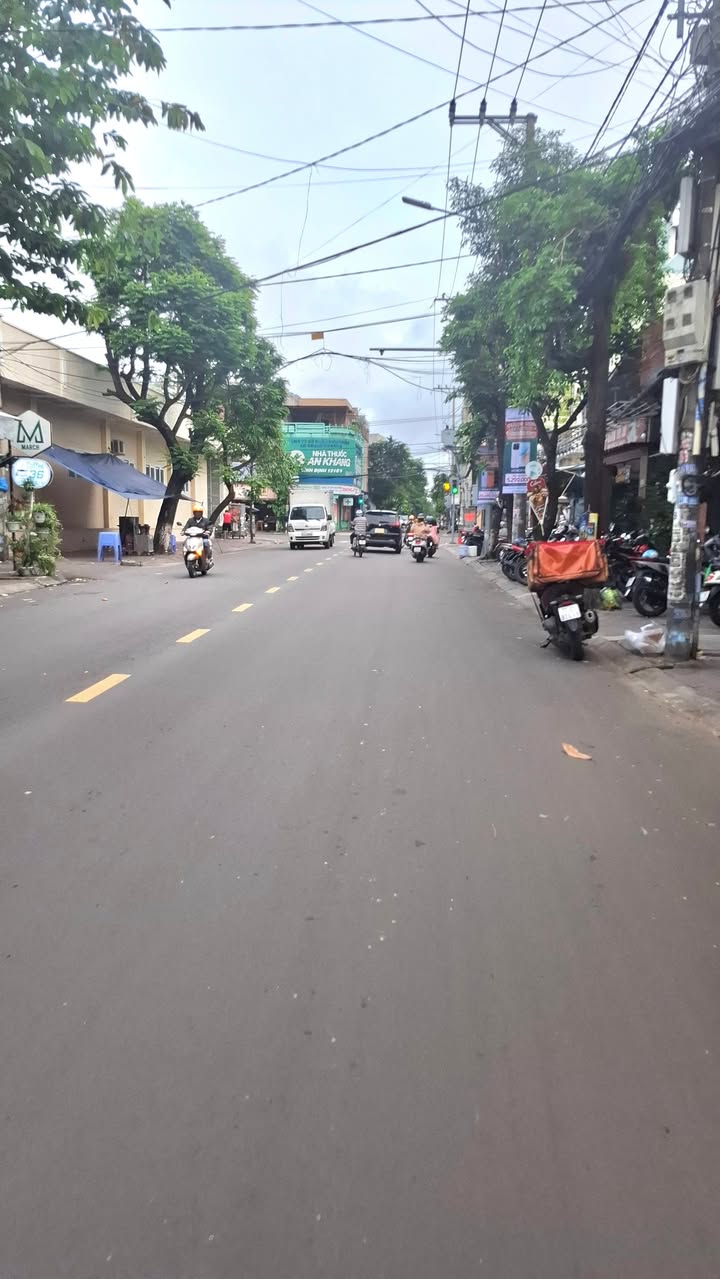 Nhà mặt tiền đường Tô Hiến Thành, Quy Nhơn 80m² giá 6 tỷ - Kinh doanh sầm uất!