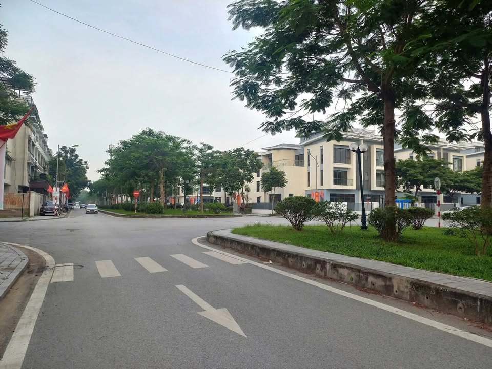 Nhà phố KĐT An Hưng Terra Tố Hữu 82.5m² giá 26 tỷ - Thiết kế hiện đại, thang máy sang trọng!