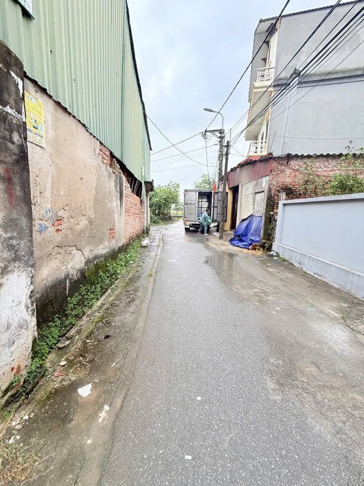 Đất thổ cư Bến Long - 98m² giá 4.26 tỷ - Ngõ ô tô tránh, gần chợ