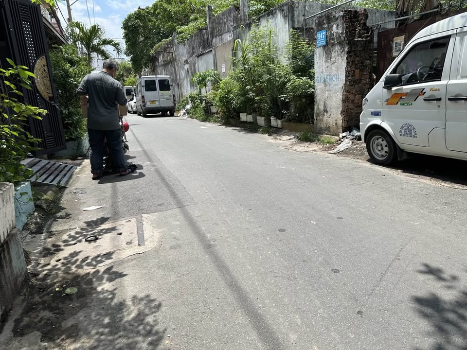 Nhà phố Tân Phú 128m² giá 11.5 tỷ - Bán gấp, vị trí đẹp!