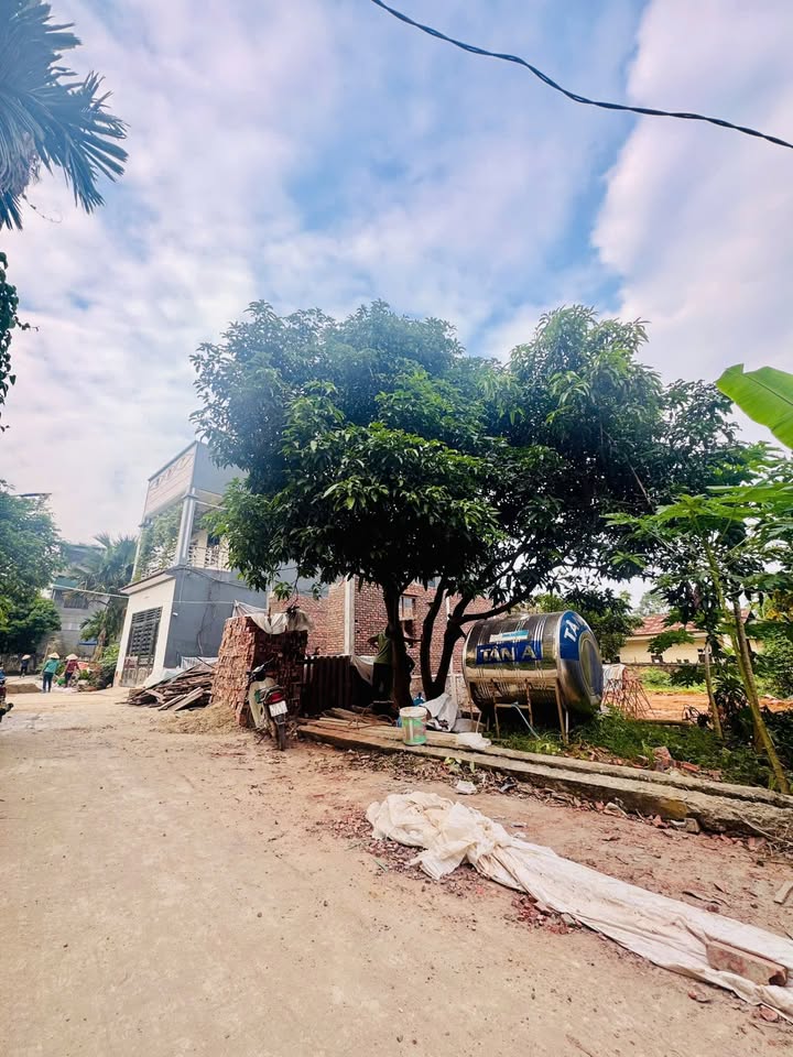 Lô đất đẹp Vân Phú, Việt Trì 164.2m² giá 1 tỷ - Cơ hội đầu tư lý tưởng!