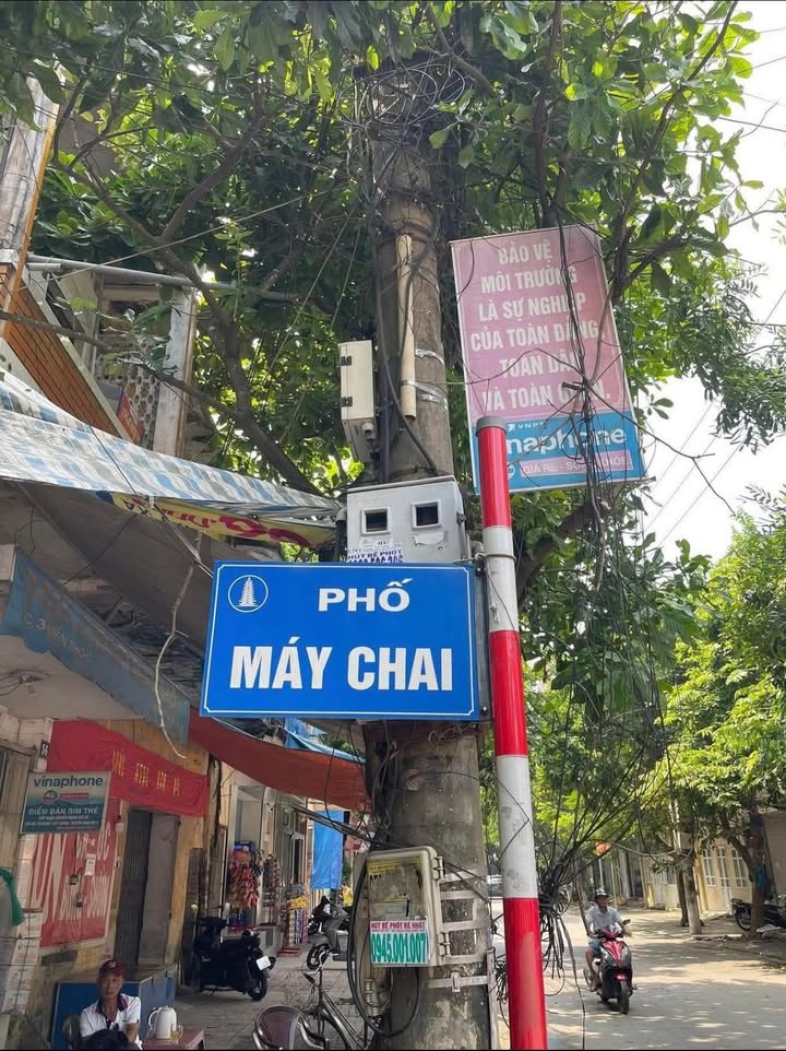 Bán gấp FrontHouse Mặt Đường Máy Chai 27m² giá 2.3 tỷ - Phù hợp kinh doanh