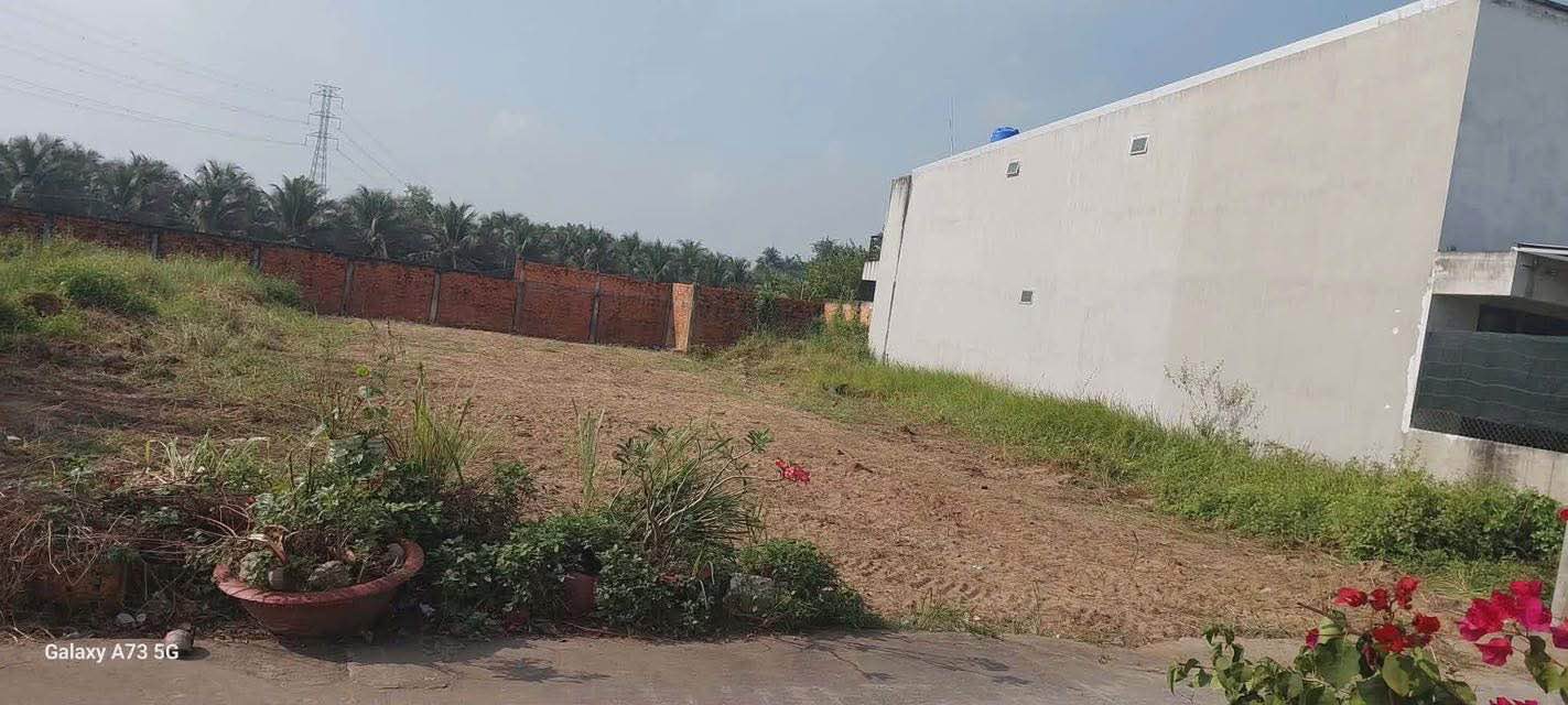 Đất nền 165m² hẻm 64 Lương Văn Chấn, Tân An - Giá chỉ 1.05 tỷ!