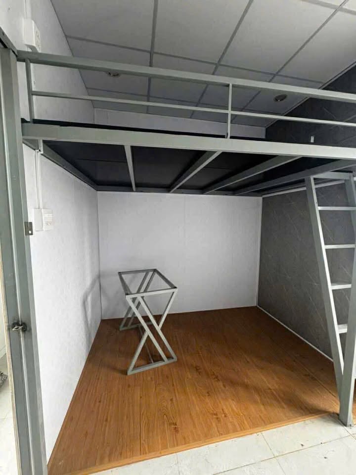 Cho thuê phòng mặt tiền đường Tầm Vu quận Ninh Kiều - Nhà xe riêng, gần trường học!