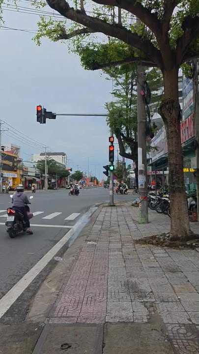 Nhà nguyên căn cho thuê phường 9, Vĩnh Long - Thích hợp kinh doanh ngay đầu chợ!