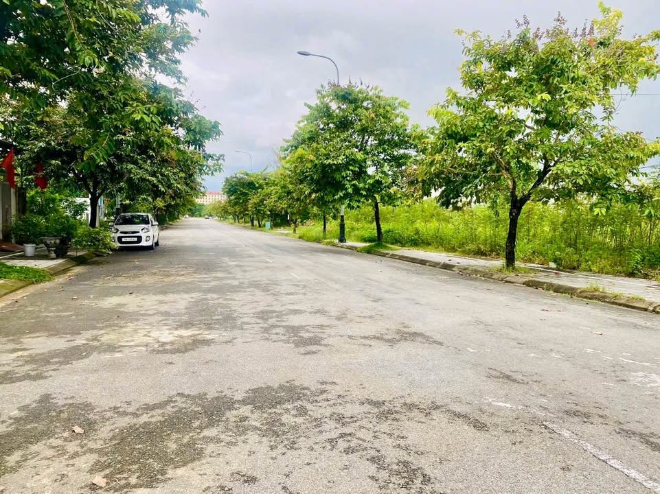 Đất nền khu A Phú Mỹ Thượng 105m² giá 2.7 tỷ - View công viên đẹp