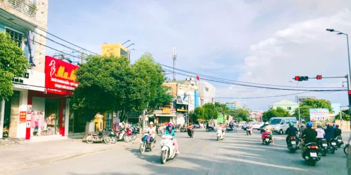 Bán nhà mặt tiền Bà Triệu, Huế 66m² giá 8 tỷ - Cơ hội đầu tư hiếm có!