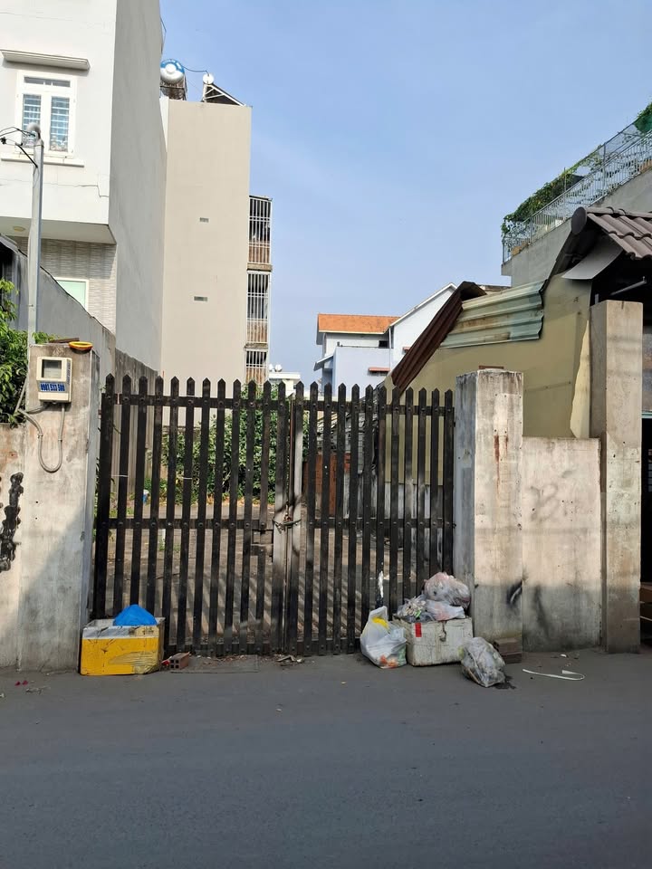 Bán đất mặt tiền Lê Văn Thịnh, Cát Lái, 111.9m² - Giá tốt đầu tư!