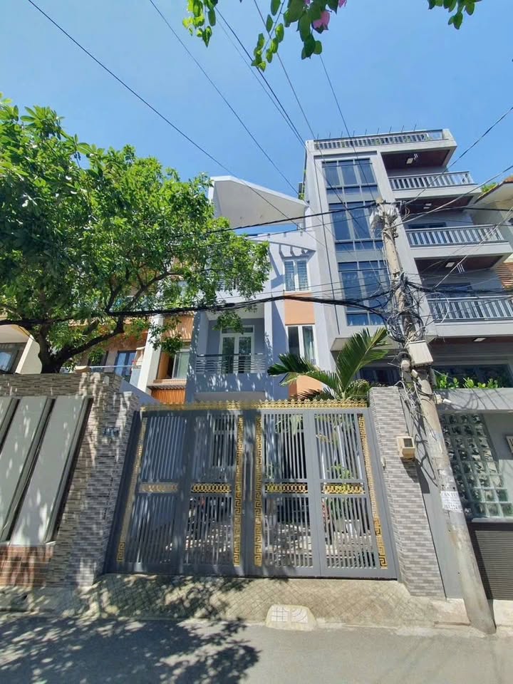 Townhouse Cư Xá Tự Do Quận 10 110m² giá 23 tỷ - Không gian sống đẳng cấp!