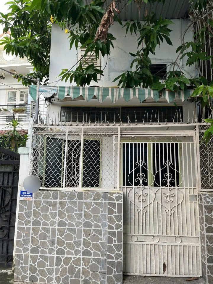 Nhà cấp 4 đường Lam Sơn, Phú Nhuận 18m² giá 3.84 tỷ - Căn duy nhất còn lại trong hẻm 9m!