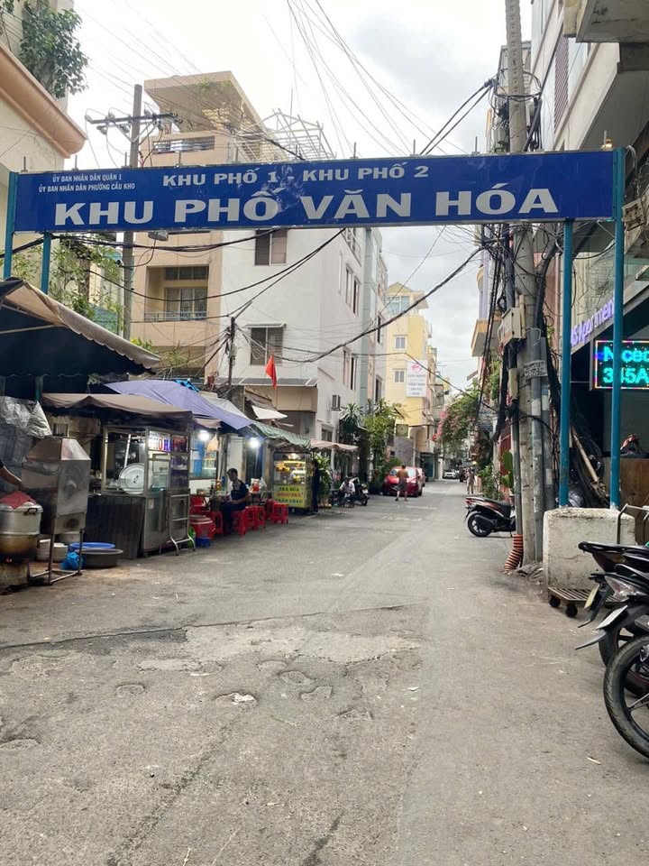 Nhà hẻm xe hơi Trần Hưng Đạo, Quận 1 - 37.7m² giá 8.3 tỷ - Đầu tư sinh lời cao!