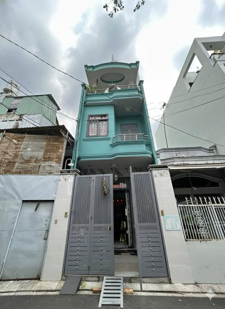 Nhà bán đường Tô Hiệu, quận Tân Phú - Diện tích 63,5m² giá 9,5 tỷ - Tiện nghi đầy đủ!