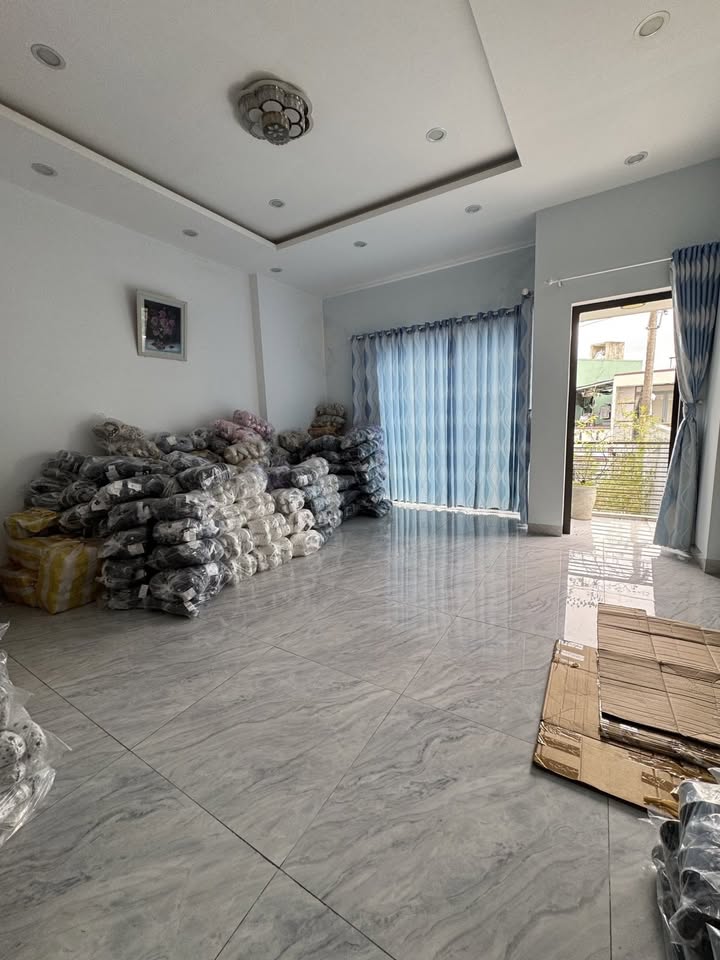 Nhà 3 tầng đường Nguyễn Công Hoan, An Khê, Đà Nẵng 153m² giá 9 tỷ - Đẹp như mơ!