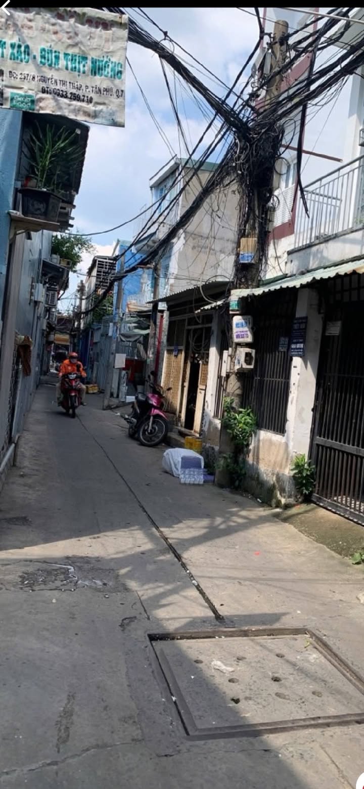 Nhà 2 tầng hẻm xe hơi Nguyễn Thị Thập 40m² giá 6 tỷ - Đầy đủ tiện nghi!