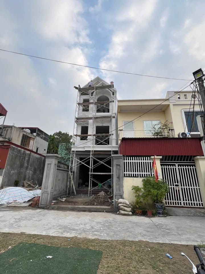 Nhà 3 tầng Cống Mỹ, Nam Sơn, An Dương 77.5m² giá 3.05 tỷ - Giao thông thuận tiện!