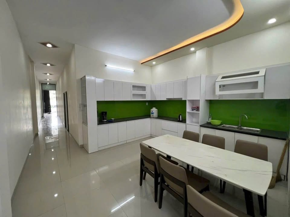 Nhà mặt tiền Trảng Dài Biên Hòa 3PN giá 6 triệu - Kinh doanh thuận lợi!