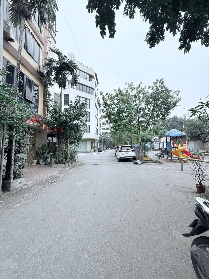 Nhà 5 tầng Mậu Lương 50m² giá thỏa thuận - Hàng hiếm trong phân khúc!