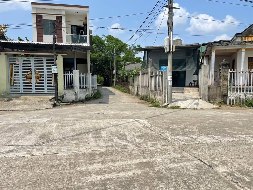 Lô đất Hòa Khương - Đà Nẵng 120m² giá chỉ 1 tỷ - Đường chính ô tô vào tận nơi!