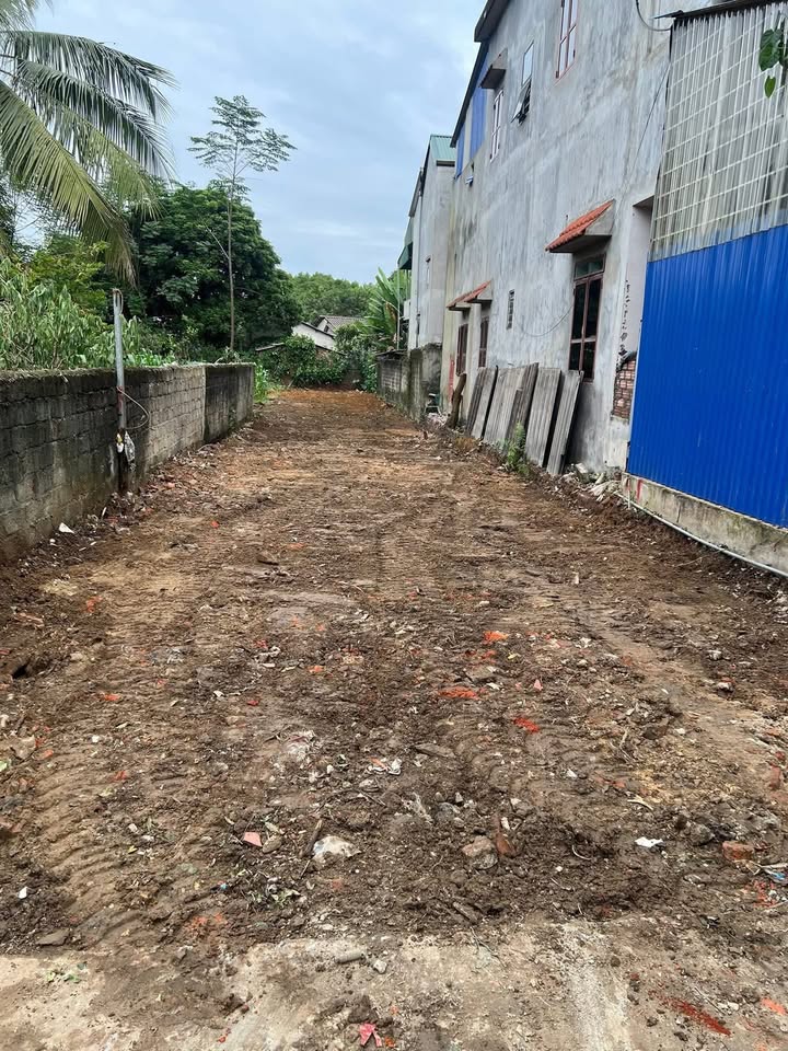 Đất nền Cù Vân 375m² giá 1 tỷ - Vị trí đẹp, đầu tư sinh lời!