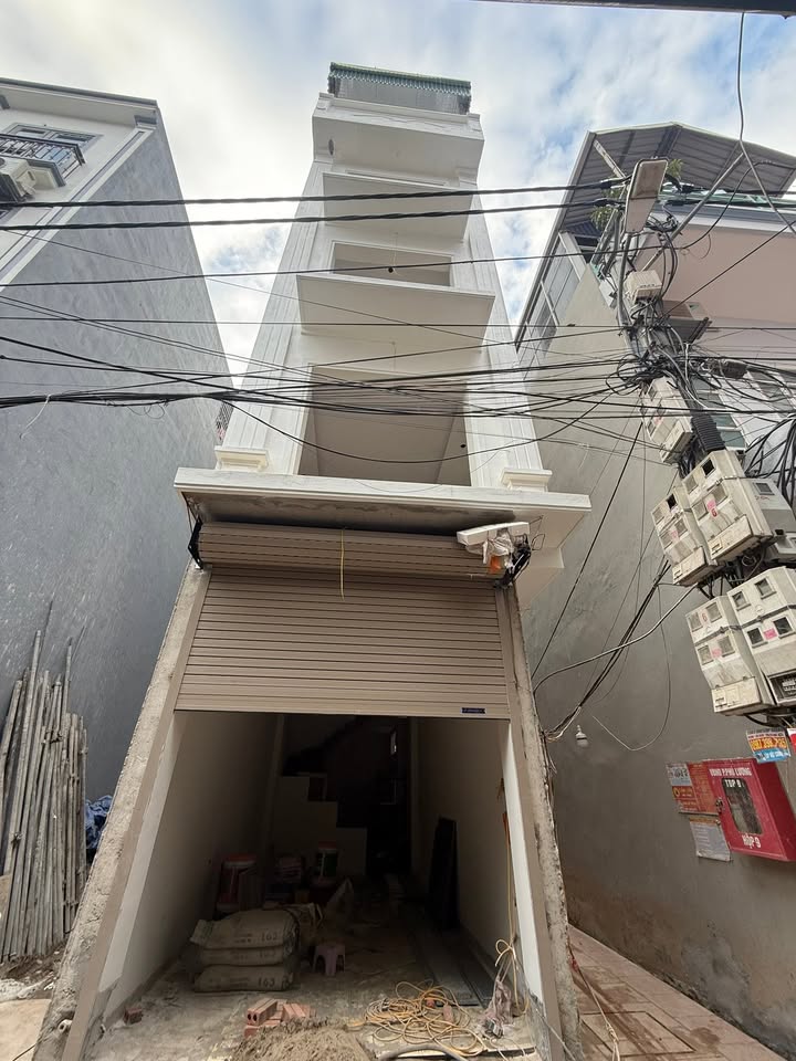 Nhà Phú Lương Hà Đông 40m² giá 8.5 tỷ - Lô góc ô tô vào tận nơi!