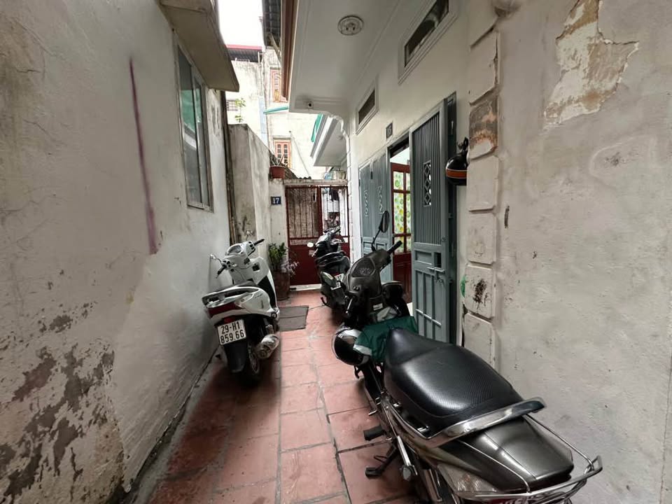 Nhà riêng tại Ngõ 254 Minh Khai, 26m² chỉ 6.1 tỷ - Vào ở ngay!