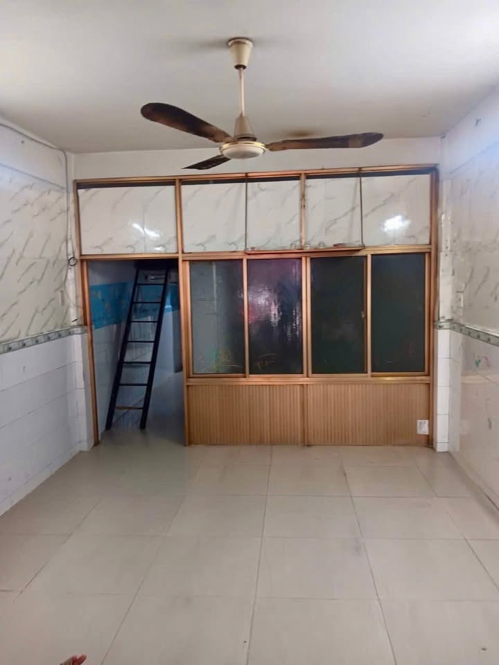 Nhà thuê nguyên căn mặt tiền chợ Phạm Thế Hiển, 48m² chỉ 8 triệu/tháng - Kinh doanh tự do!