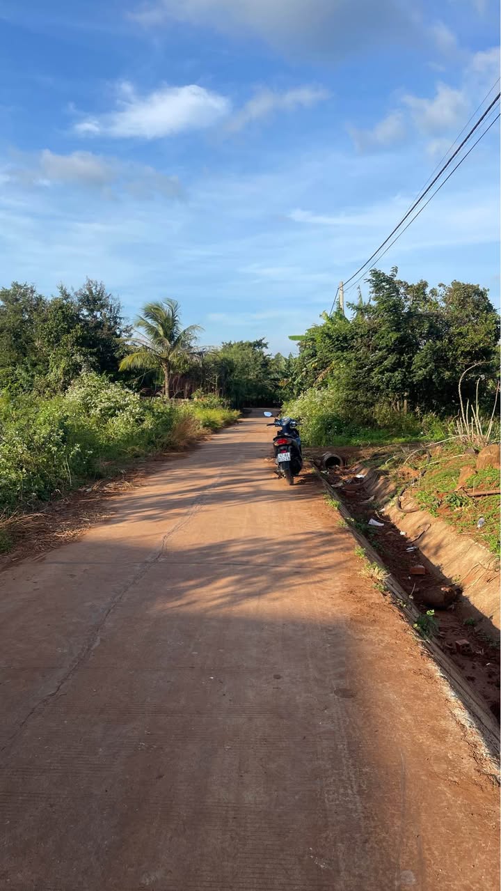 Đất nền Cư Suê 125m² giá 400 triệu - Cơ hội đầu tư hấp dẫn!