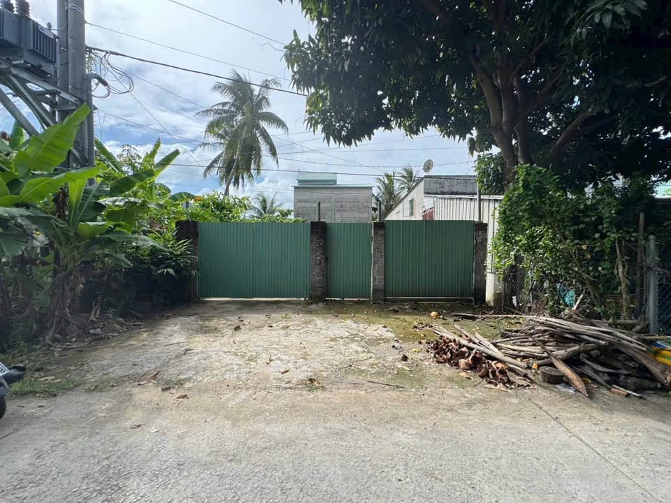 Nhà yến mặt tiền Nguyễn Phi Khanh, Rạch Giá 393m² giá 2 tỷ - Đầu tư sinh lời ngay!