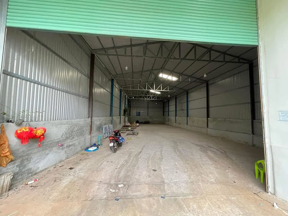 Bán gấp nhà và kho kiên cố mặt tiền đường ĐT759, Phước Bình, 702m² - Giá chỉ 3,7 tỷ!