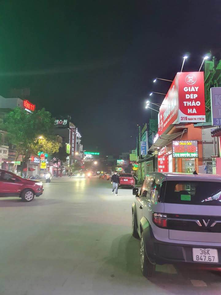 Nhà mặt tiền đường Nguyễn Trãi, Thanh Hóa 101.5m² - Kinh doanh sầm uất bên chợ Tây Thành!