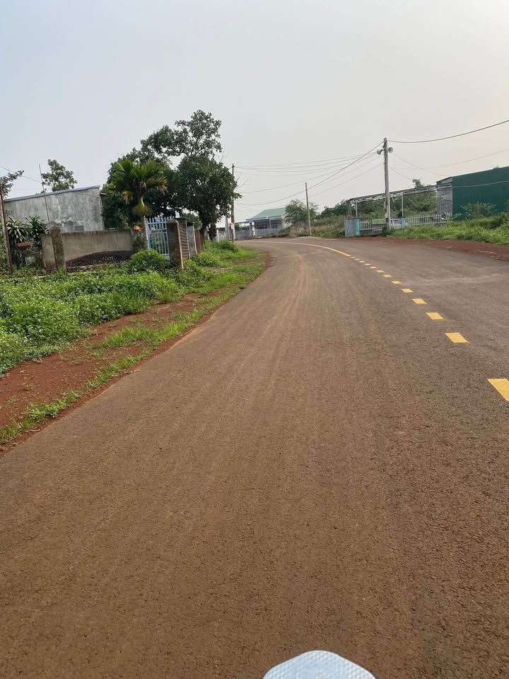 Đất nền khu phố Tân Tiến, Quảng Thành 325m² giá 750 triệu - Đường nhựa lớn, tiện kinh doanh!