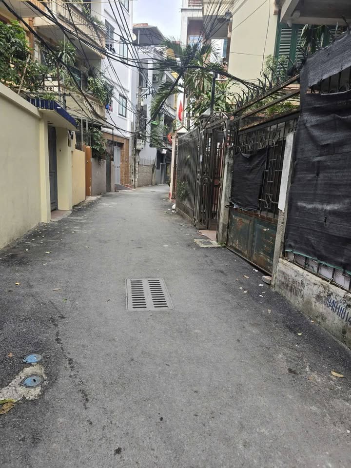 Đất lô góc ngõ 43 Cổ Nhuế 62m² giá 5.58 tỷ - Nhà C4, ô tô vào tận nơi!