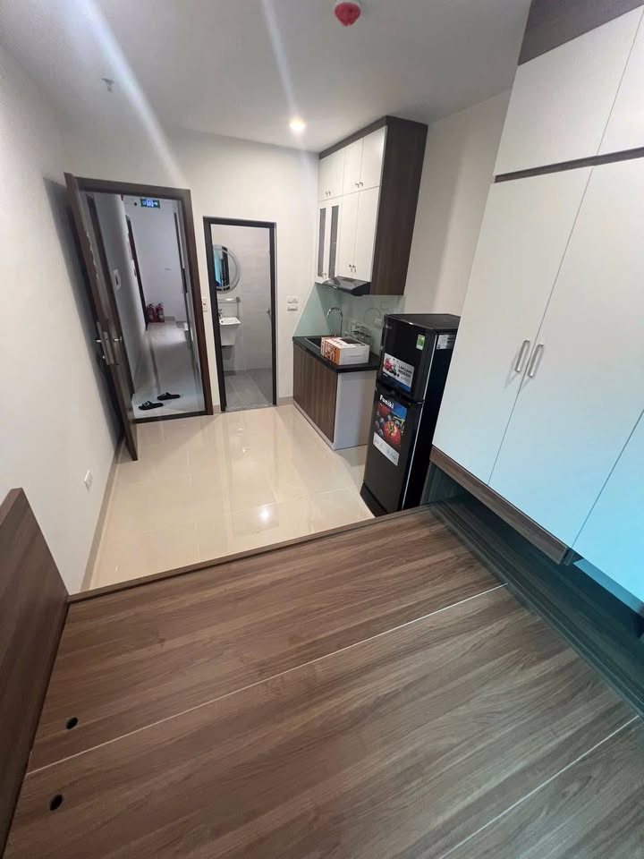 Phòng cho thuê tại 221 Tôn Đức Thắng, Đống Đa - Full nội thất, vào ở ngay!