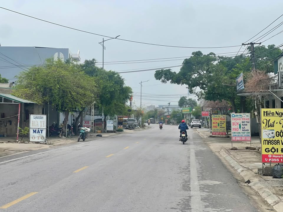 Đất cho thuê tại mặt tiền UBX Tiên Trang, 200m² - Giá cả thương lượng