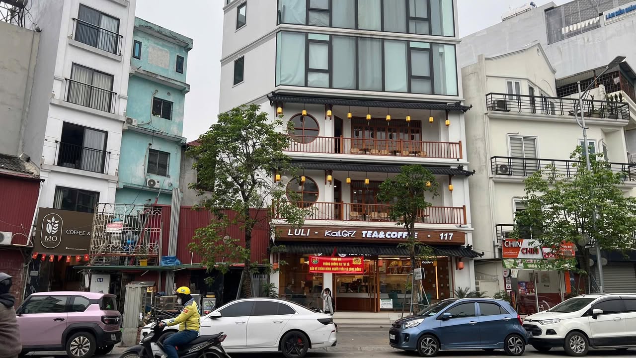 Cho thuê mặt bằng kinh doanh Hào Nam 150m² giá 150 triệu - Địa điểm đắc địa cho mọi mô hình!