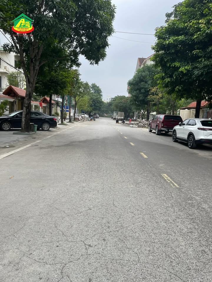 Nhà 4 tầng Đinh Tiên Hoàng, Đông Thành 60m² giá 8 tỷ - Kinh doanh tốt!