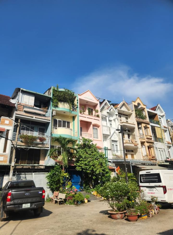 Nhà riêng đường D, P25, Bình Thạnh 61m² giá 12.5 tỷ - Cơ hội đầu tư tuyệt vời!