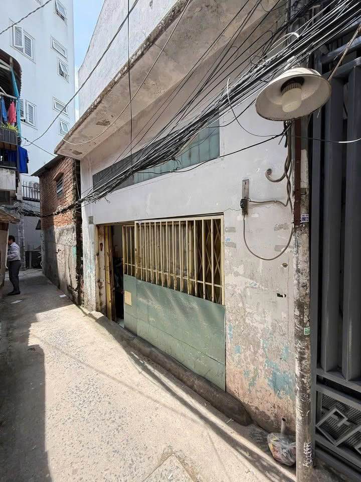 Nhà bán 290C Dương Bá Trạc, P. Chánh Hưng 36m² giá 3.58 tỷ - Kết nối giao thông thuận tiện!