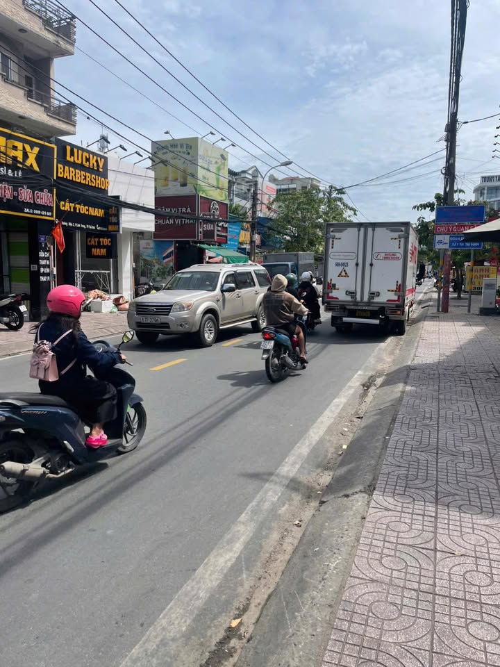 Mặt tiền đường Số 5 Thủ Đức 81m² giá 10.7 tỷ - Đầu tư sinh lời ngay!