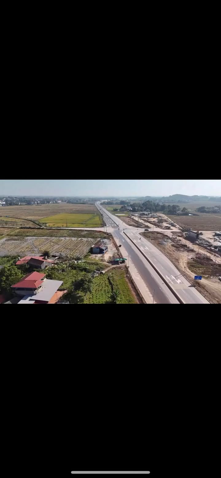 Đất nền Tân Đức 365m² giá 1 tỷ - Đường thông ô tô vào tận nơi!