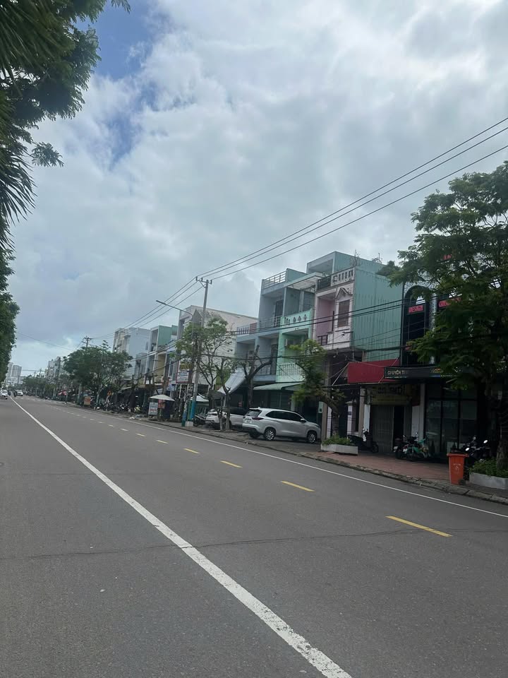 Nhà bán tại đường Lê Thanh Nghị, Quy Nhơn 68m² giá 5.4 tỷ - Sẵn sàng vào ở!