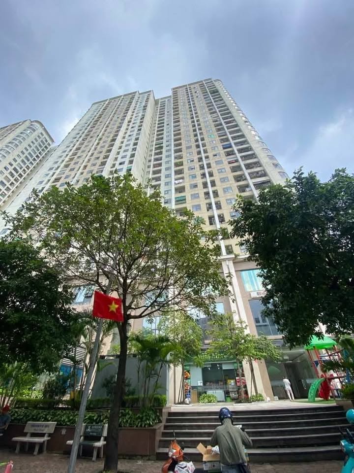 Căn hộ Gelexia Tam Trinh 80m² giá 6 tỷ - Sổ đỏ chính chủ, gần chợ và trường học!