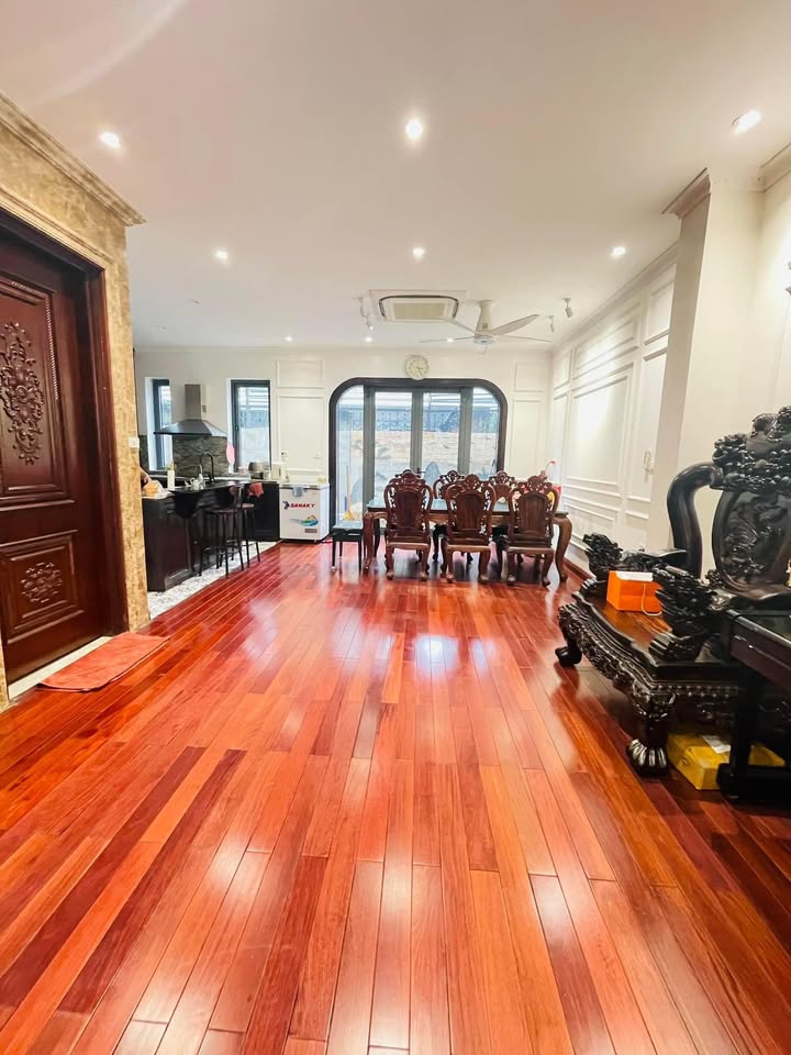 Nhà Phân Lô Phạm Tuấn Tài, Cầu Giấy 70m² giá 20 tỷ - Đầu tư sinh lời ngay!