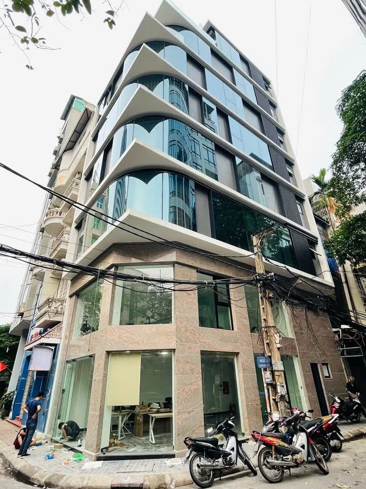 Cho thuê sàn văn phòng đẹp tại Đống Đa 70m² - View đẹp nhất tòa nhà!