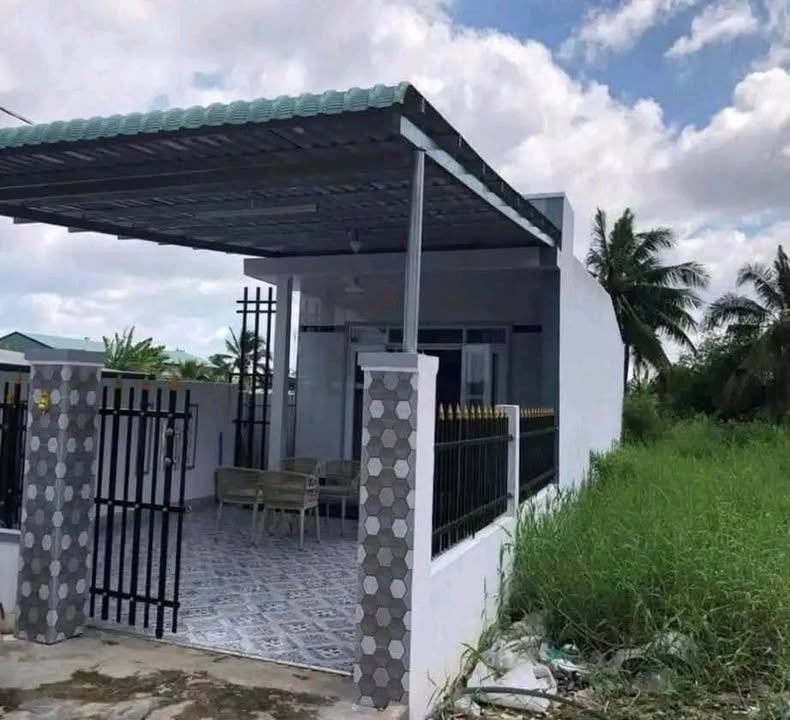 Nhà cấp 4 An Vĩnh Ngãi, Tân An - Diện tích 160m² giá 1.3 tỷ - Sẵn sàng vào ở!